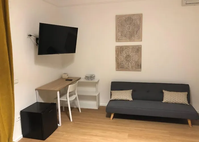 Casa Blanca Bed & Breakfast 3*