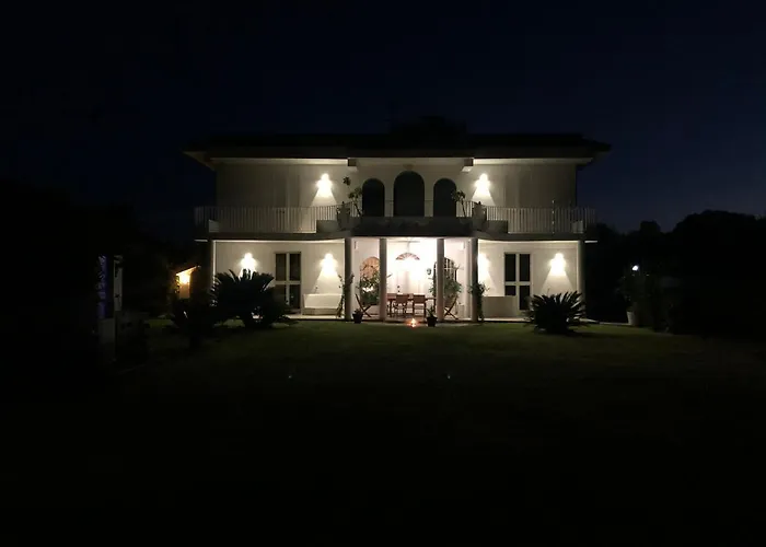 Casa Blanca 3* Latina